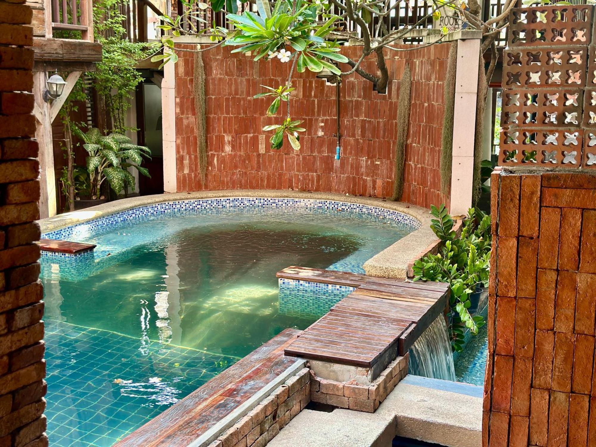 Tony'S Place Ayutthaya Zewnętrze zdjęcie
