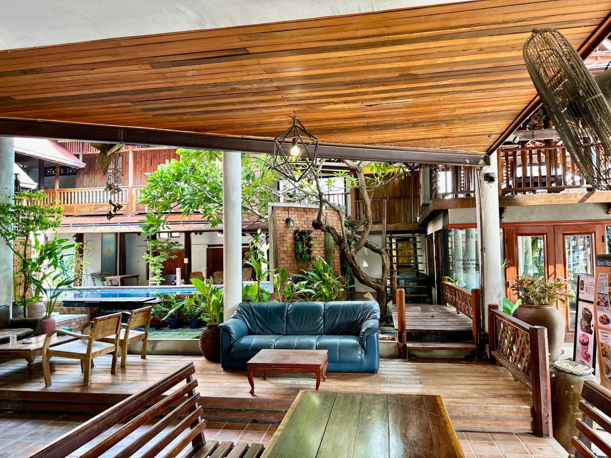 Tony'S Place Ayutthaya Zewnętrze zdjęcie