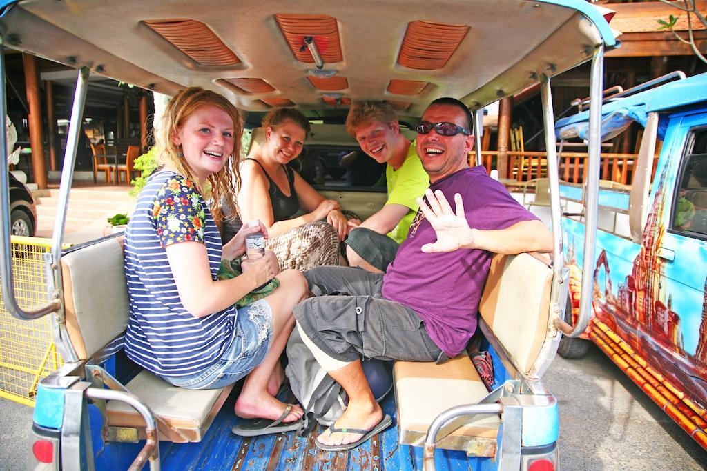 Tony'S Place Ayutthaya Zewnętrze zdjęcie